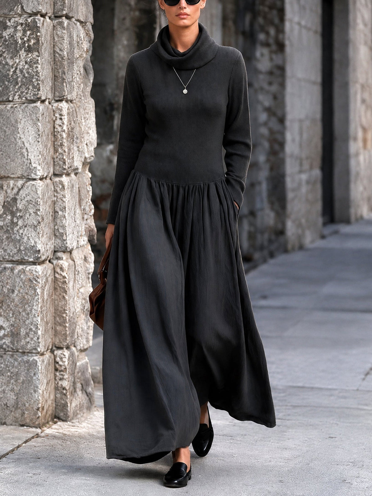 GABRIELA | Vestido Largo Negro de Cuello Alto en Punto de Canalé con Falda Amplia