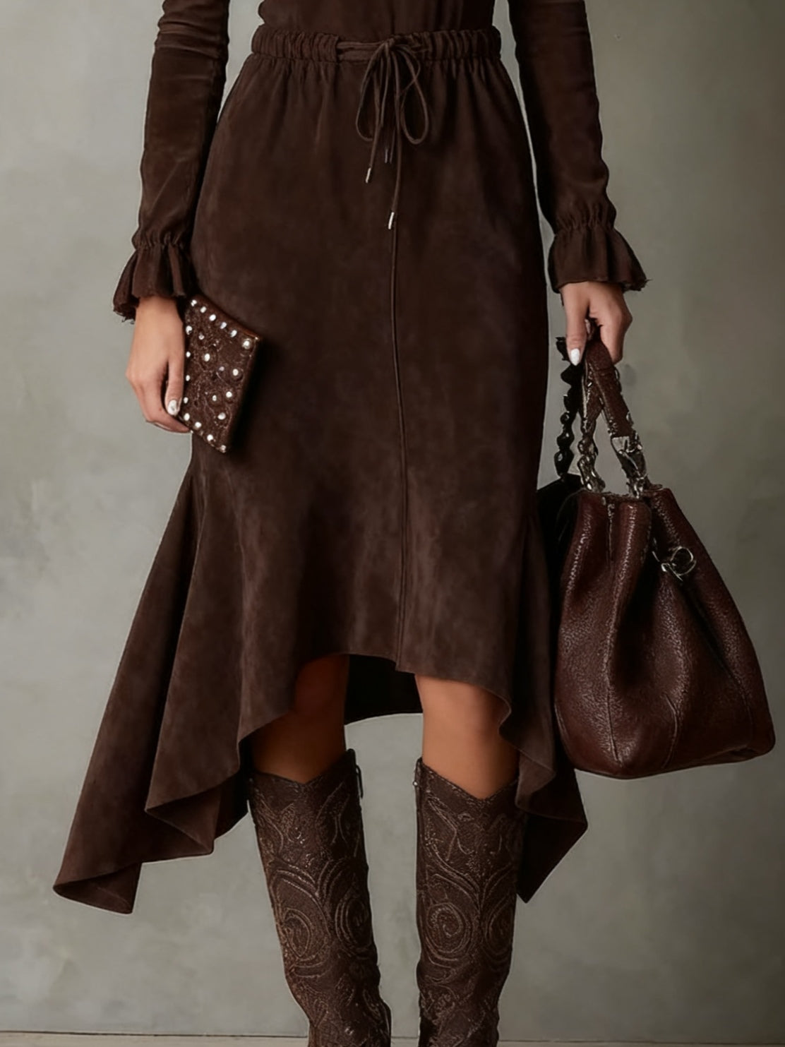 DORINA | Vestido Midi de Antelina con Cinturón Anudado y Bajo Asimétrico