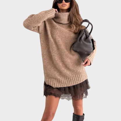 ELISA | Conjunto de Jersey Oversize y Vestido Lencero con Bajo de Encaje