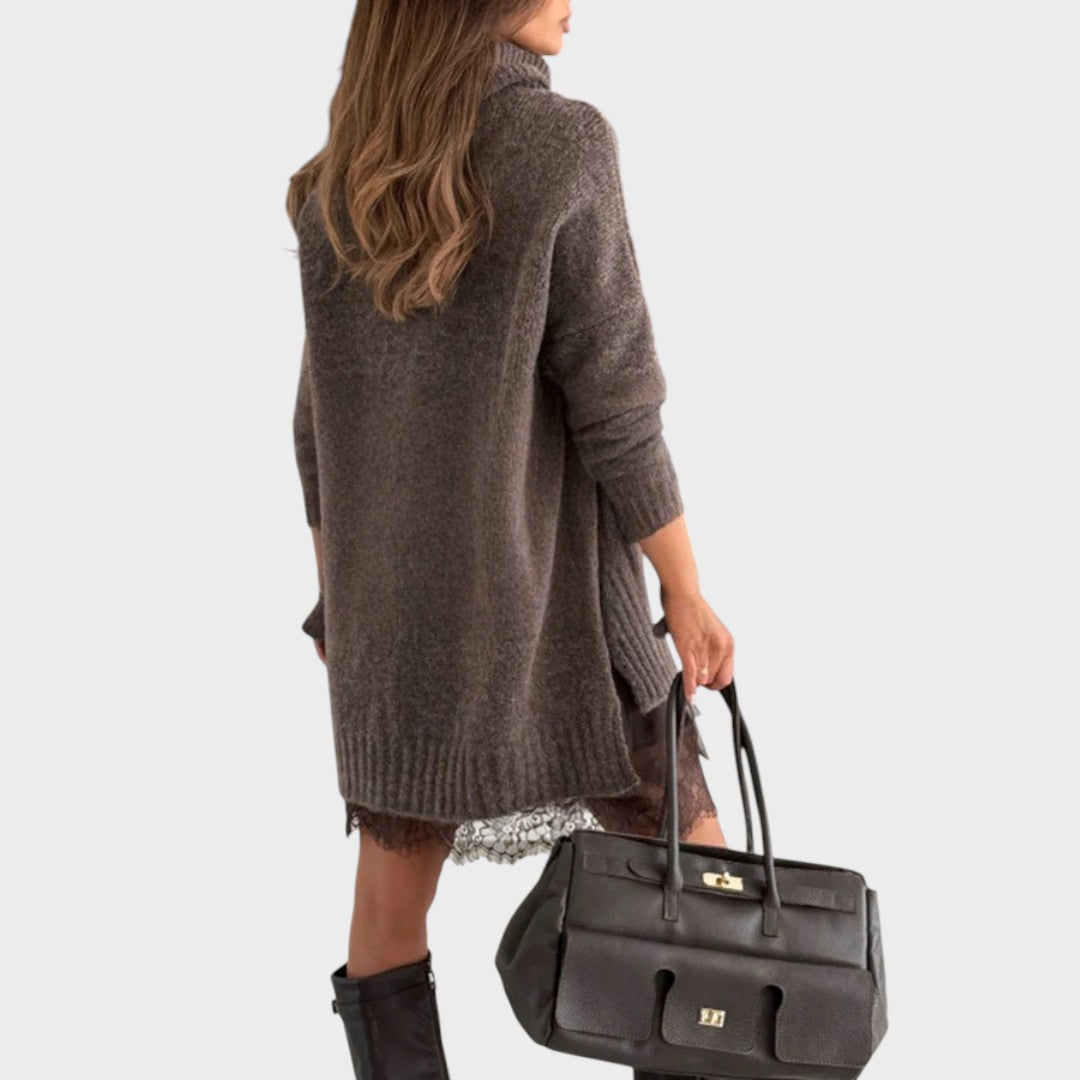 ELISA | Conjunto de Jersey Oversize y Vestido Lencero con Bajo de Encaje