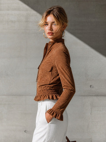 SILVIA | Chaqueta con Cremallera Delantera y Volantes en la Cintura