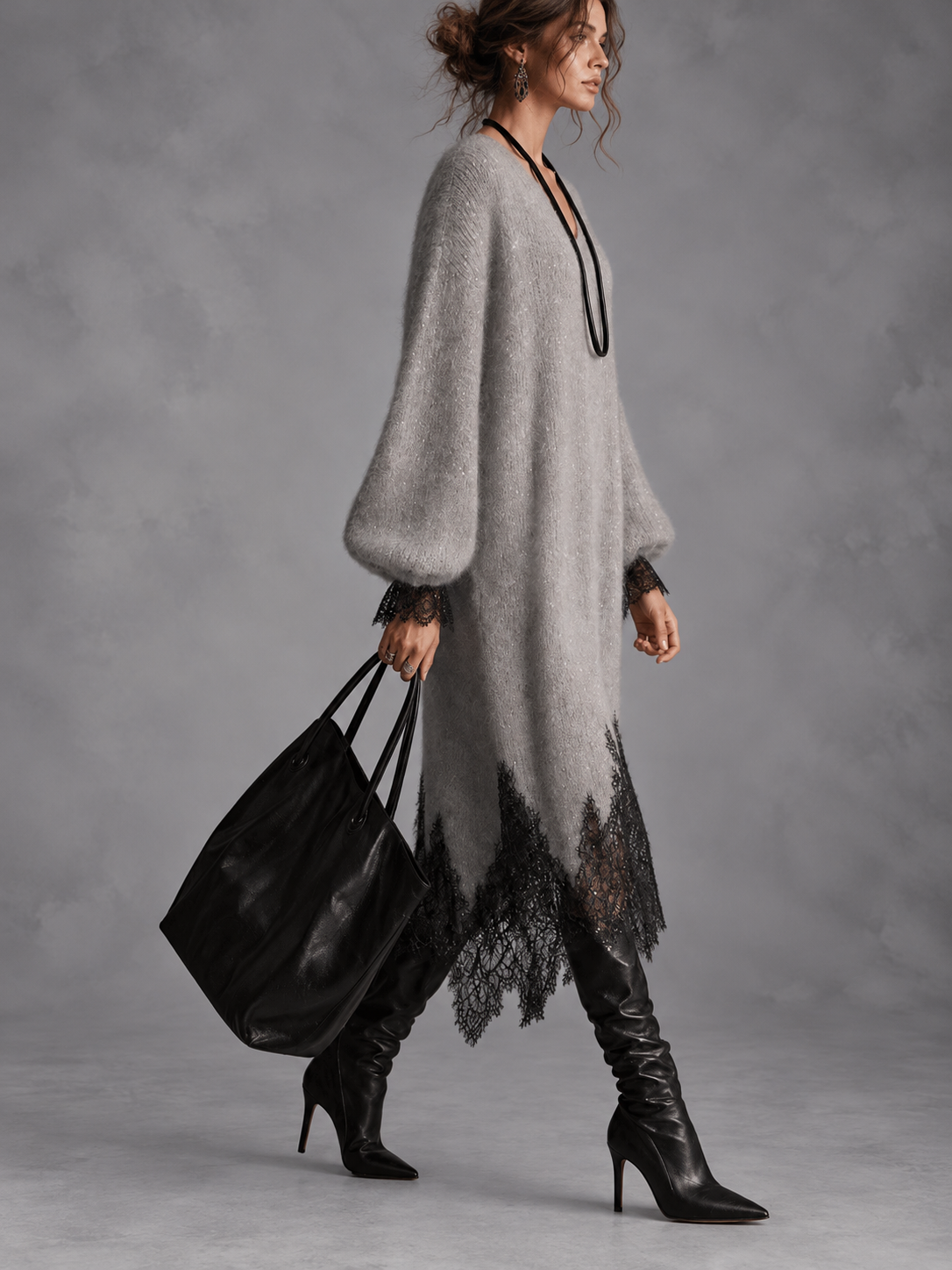 MIRALDA | Vestido de Punto Gris con Bajo Asimétrico de Encaje
