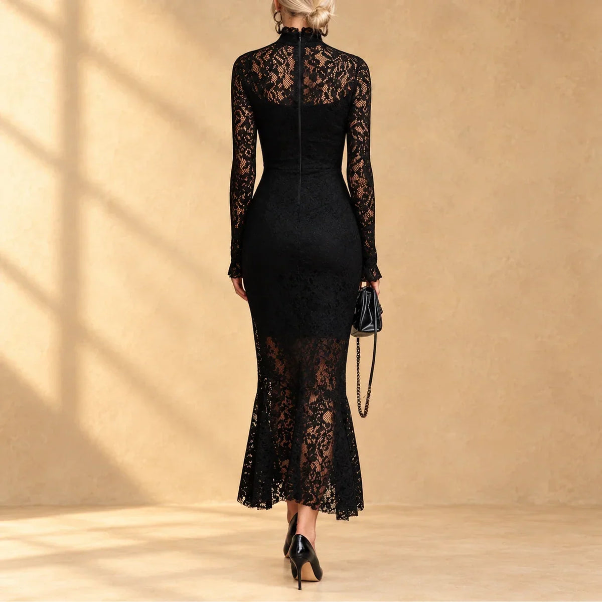 AMAYA | Vestido Midi de Encaje Negro con Cuello Alto y Bajo Sirena