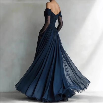 CELESTE | Vestido Largo de Hombros Descubiertos de Tul Azul Noche
