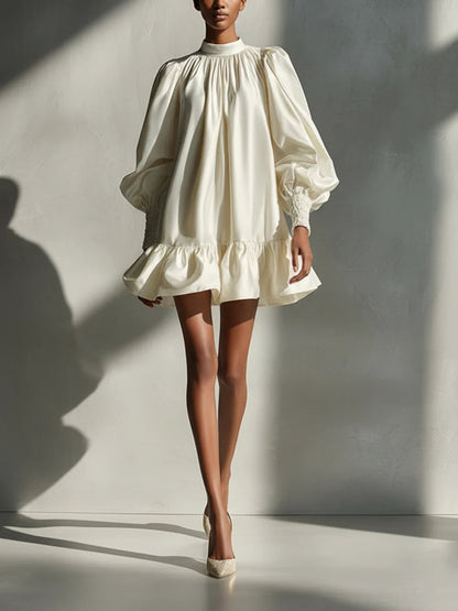 AITZIBER | Minivestido de Satén Beige con Mangas Abullonadas y Volante