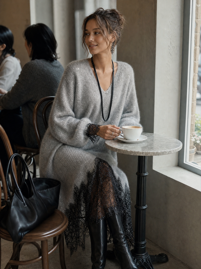GRISELDA | Vestido Midi de Punto Luminoso con Bajo de Encaje