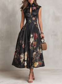 CÁNDIDA | Vestido Midi de Satén de Flores con Escote de Gota y Falda Plisada