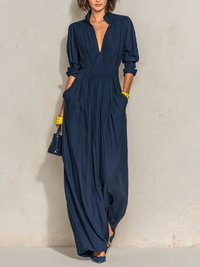 ELSA | Vestido Largo Plisado Azul Marino con Escote en V