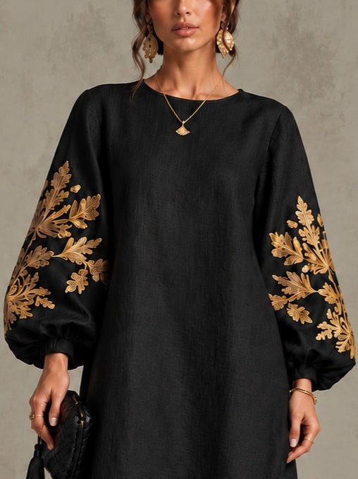 DAFNE | Vestido Midi Negro con Mangas Farol y Motivo Dorado de Hojas