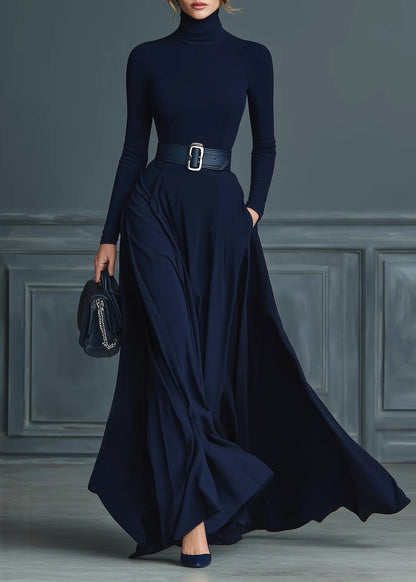 ANA | Vestido Largo de Punto Azul Oscuro con Cuello Alto y Falda Acampanada