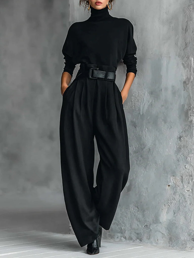 PAZ | Conjunto con Cuello Alto Negro y Pantalones Rectos