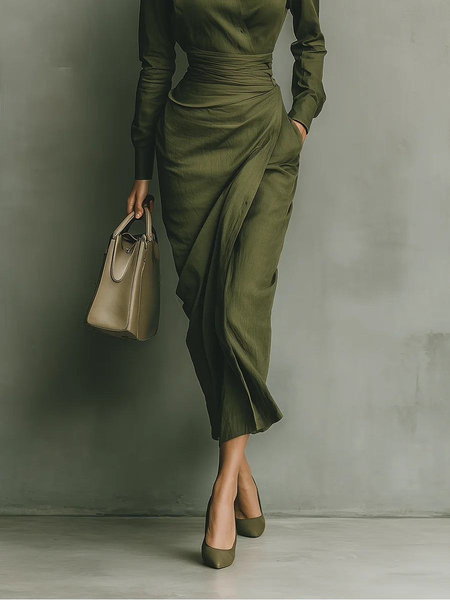FIDELA | Vestido Largo Verde Militar con Cuello Camisero y Falda Drapeada