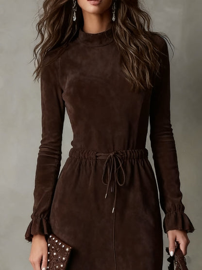 DORINA | Vestido Midi de Antelina con Cinturón Anudado y Bajo Asimétrico
