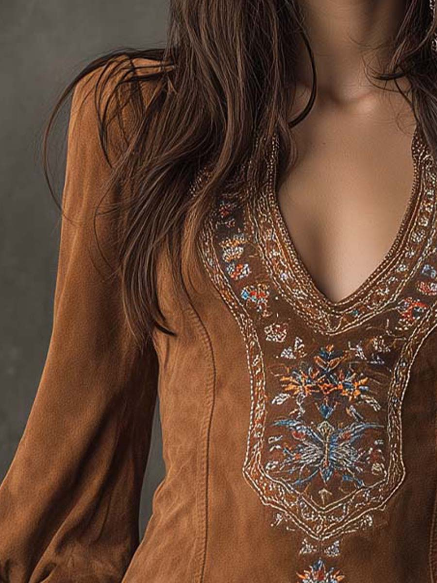 DÉBORA | Minivestido Efecto Ante con Escote de Pico Bordado