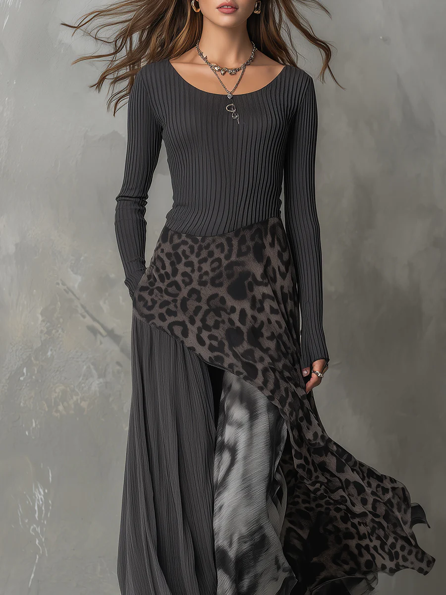 CORA | Vestido Largo Gris con Inserciones de Leopardo y Bajo Asimétrico