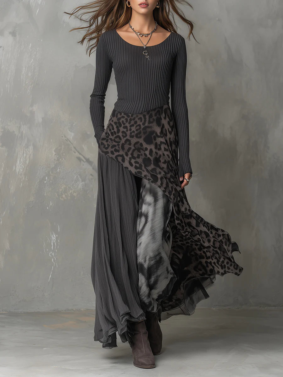 CORA | Vestido Largo Gris con Inserciones de Leopardo y Bajo Asimétrico