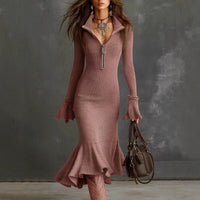 AROA | Vestido Midi de Punto de Canalé Rosa con Cuello y Cremallera