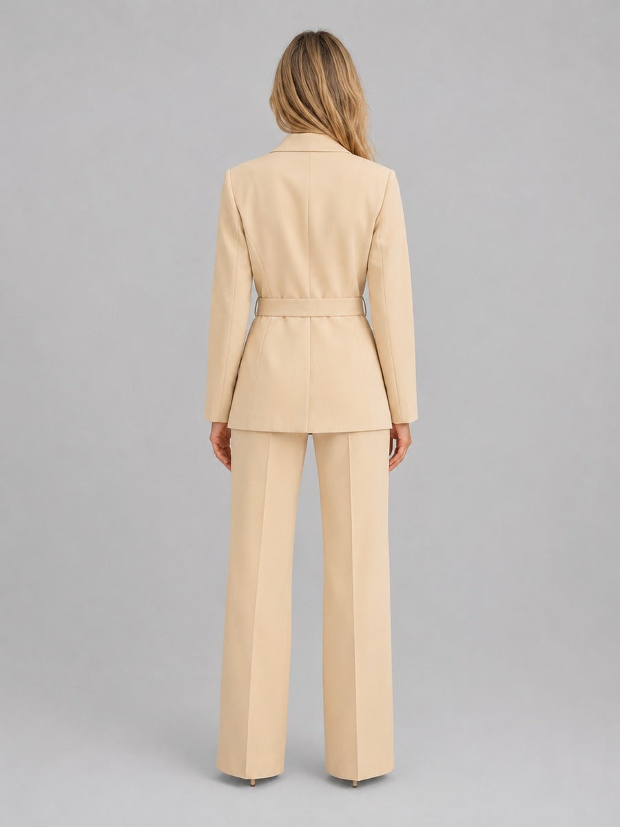 MAITANE | Conjunto de Dos Piezas con Blazer de Cuello Chal y Cinturón