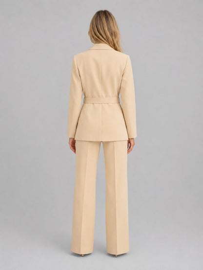 MAITANE | Conjunto de Dos Piezas con Blazer de Cuello Chal y Cinturón