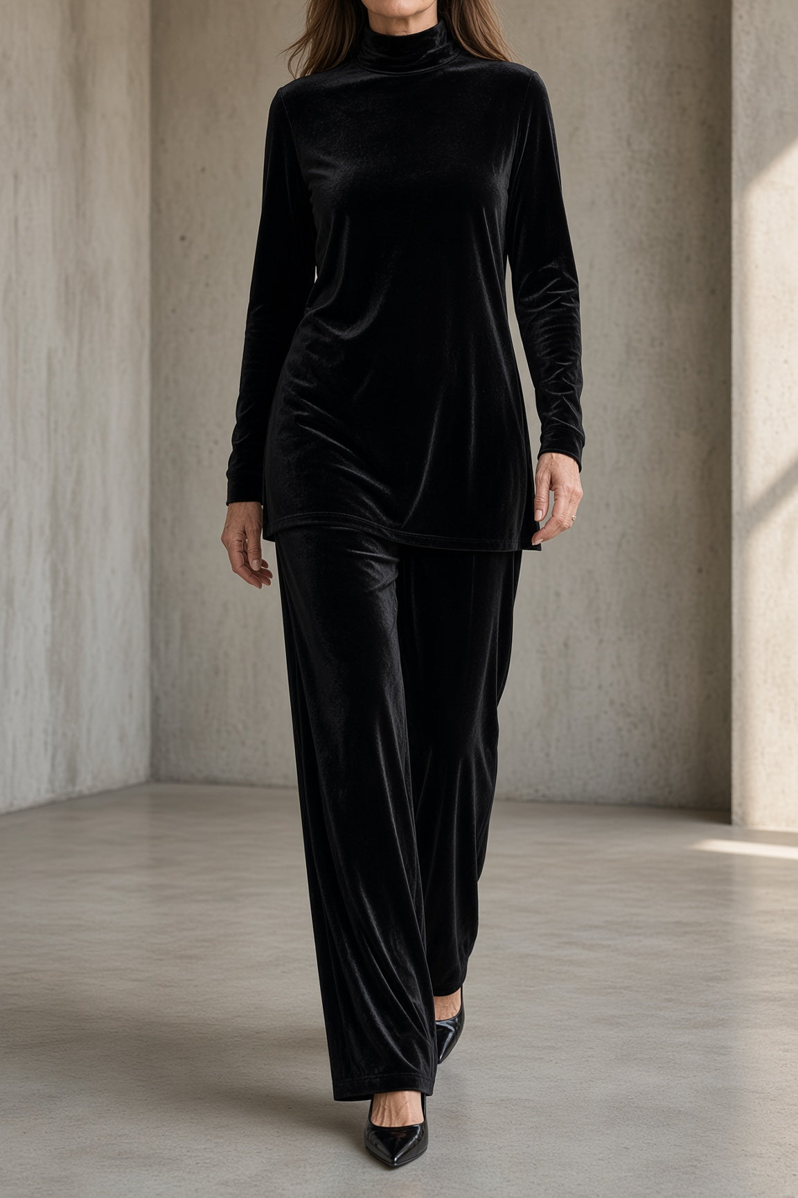 DAMARIS | Conjunto de Cuello Vuelto y Pantalón Ancho de Terciopelo