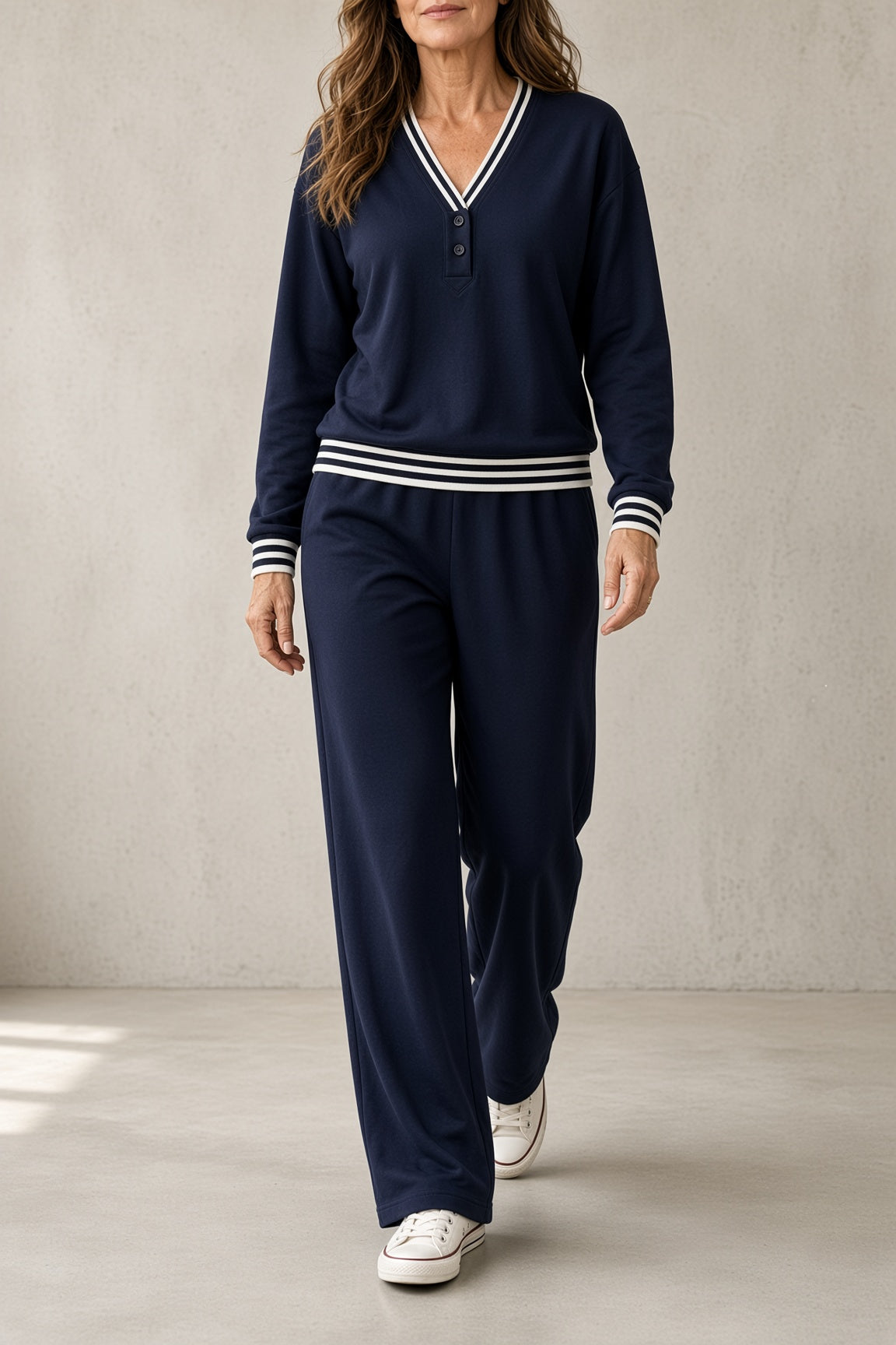 CIRA | Conjunto de Top con Escote de Pico y Pantalón Ancho con Rayas