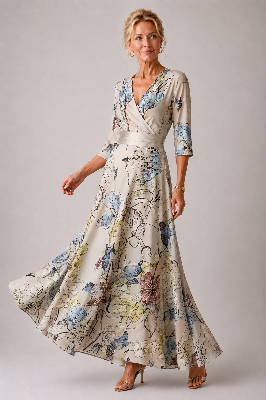 LUCILA | Vestido Floral con Mangas 3/4 y Escote Corazón