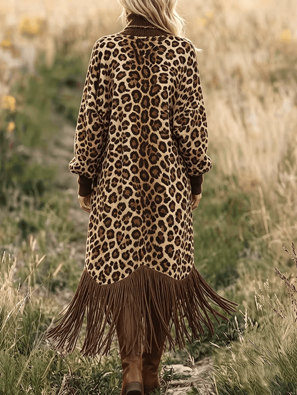 ANASTASIA | Vestido Midi de Leopardo con Cuello Alto y Bajo de Flecos