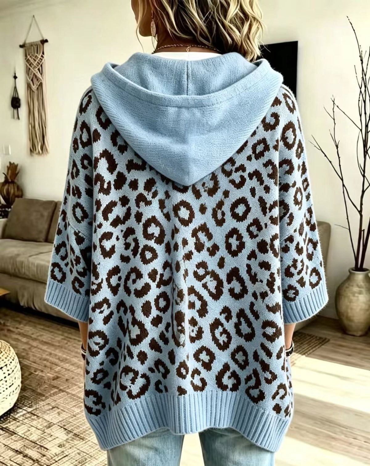 JUANA | Sudadera de Punto de Leopardo con Capucha y Escote en V