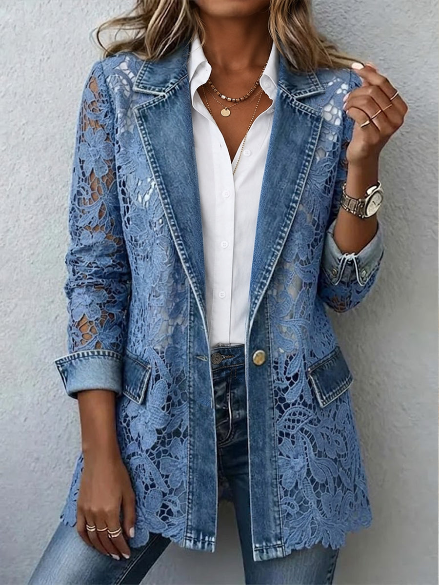 LEOCADIA | Blazer Vaquero Claro con Aplicaciones de Encaje Floral